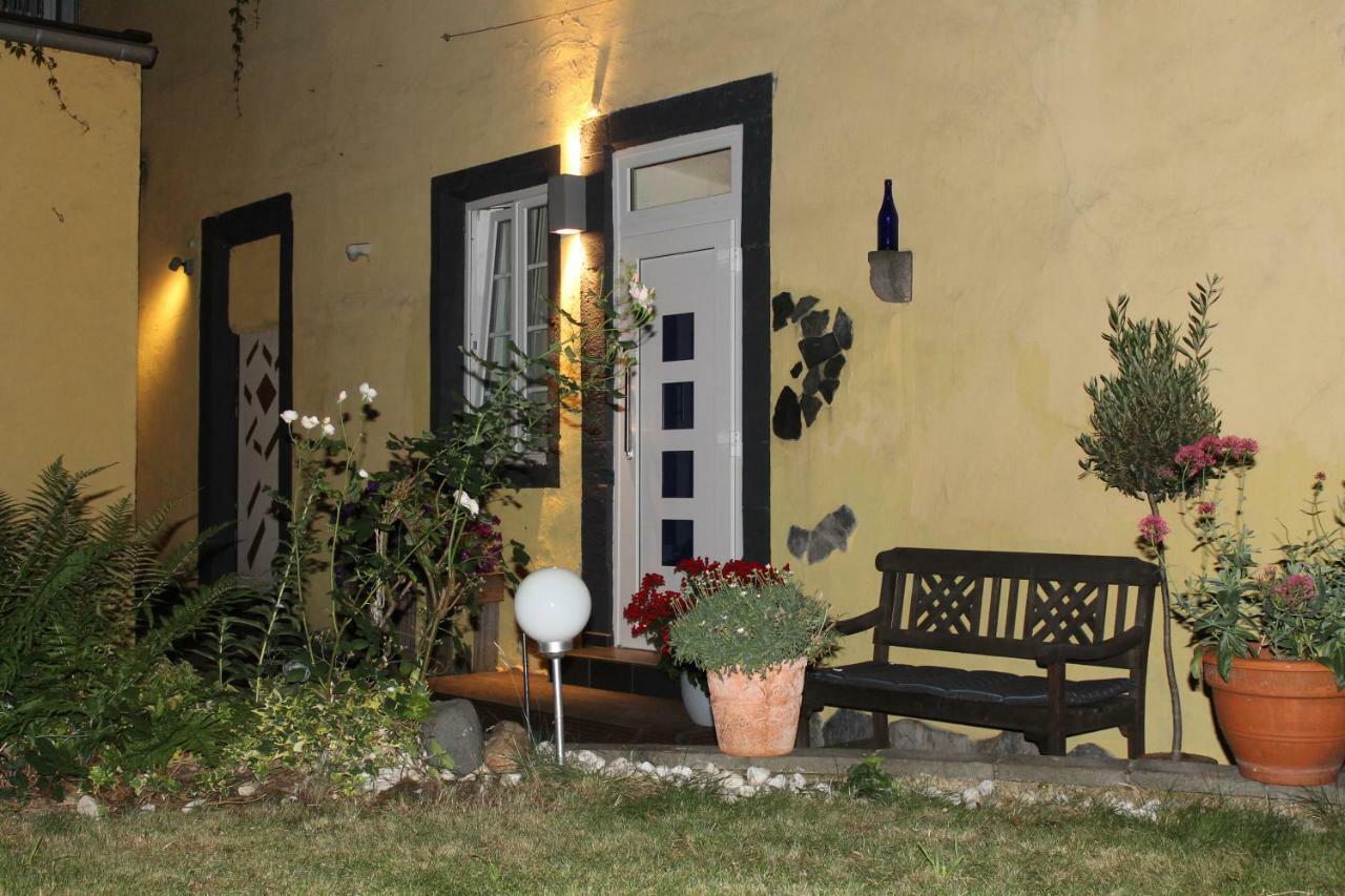 Fe Wo Am Alten Rathaus Andernach Exteriér fotografie